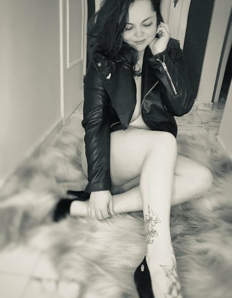 lana rose lee xxx pornstar photo