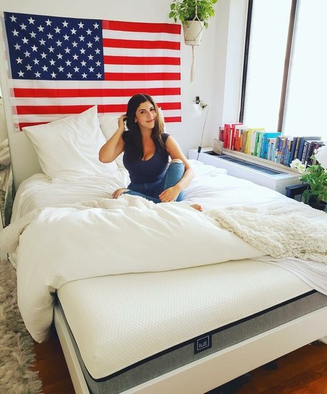 brunette teacher onlyfans porno photos