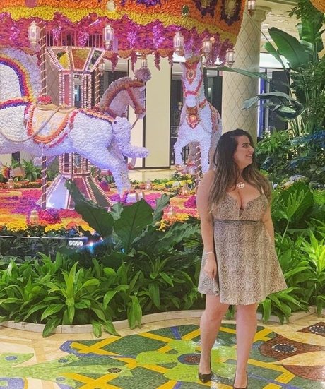 Sapir Sol pornstar exclusive photo