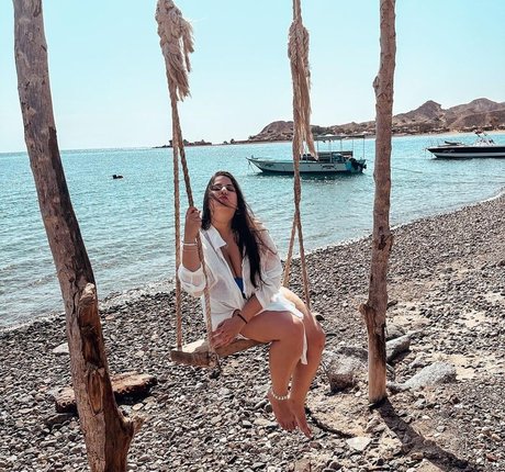 Sapir Sol model sex pictures