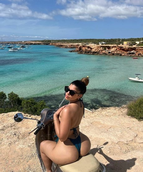 Deevaxo sex actress img