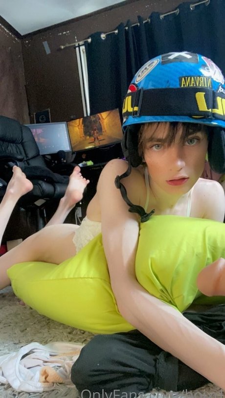 femboixd adult model picture