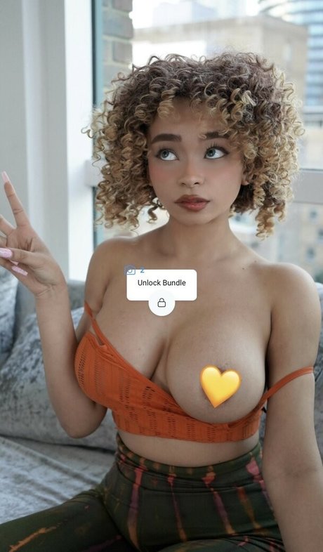 Kiara Peach sex pornstar photo