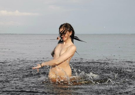 female masturbation onlyfans sexy pic