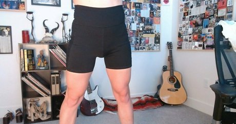 skinny asian onlyfans top archive