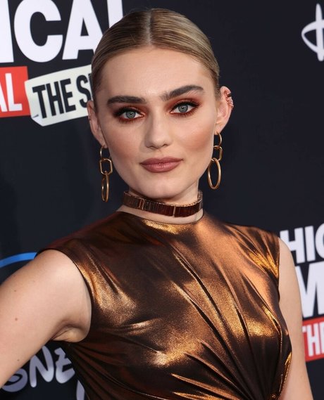 Meg Donnelly sex star images