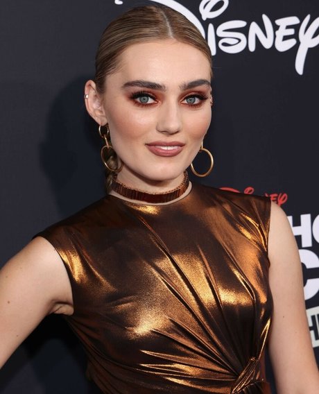 Meg Donnelly model nudes image