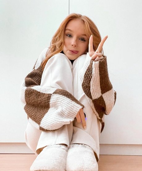 bregjelander porn actress photo