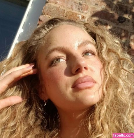 Magyn Kennedy high quality actress pictures