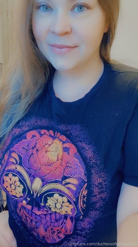 duchessofdestruction star top images
