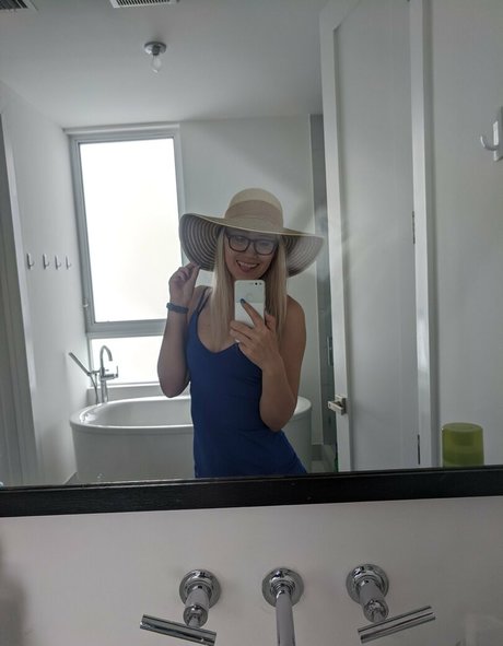 pawg champ_ sexy star photo