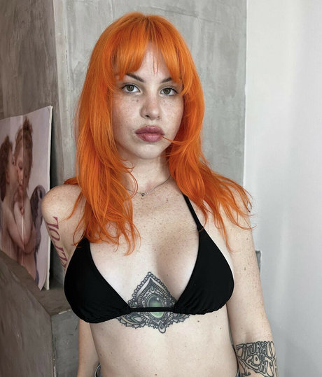 Youngfreckle porn model gallery