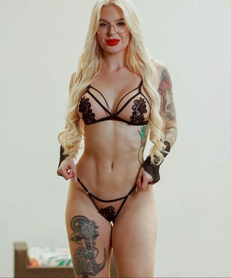 Lihabas model erotic picture