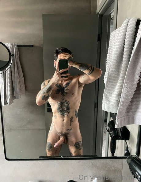 fill1 star pornographic photos