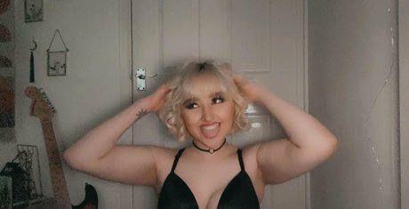 kitty milf onlyfans pornos photos