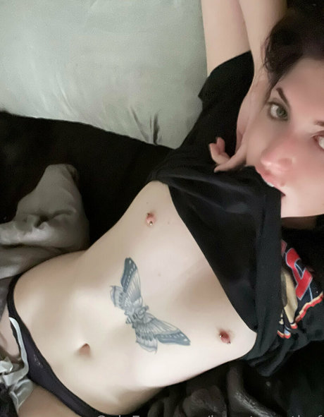 imnoturgothgf sexy star pic