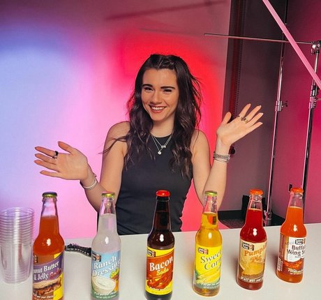 skinny brunette onlyfans pornos img