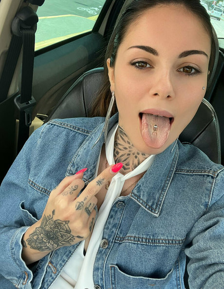 milf orgasm onlyfans art naked archive