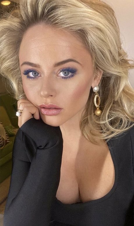 blowjob threesome onlyfans beautiful porn galleries