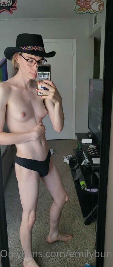 emilybunoof nude pornstar galleries