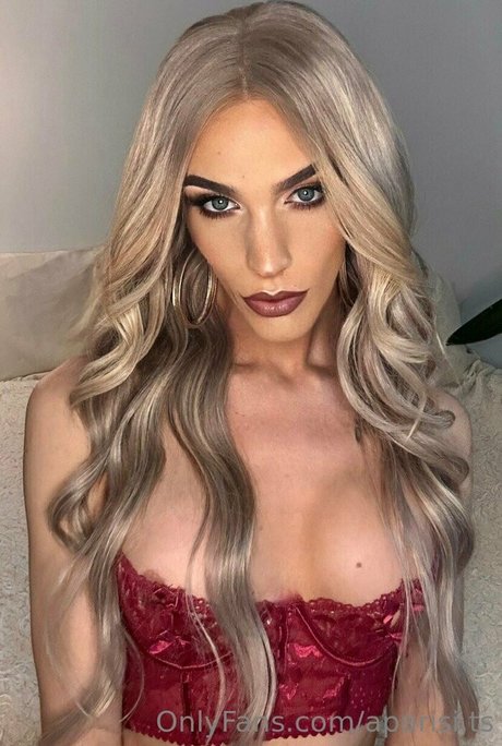 aparisi ts sex pornstar photo