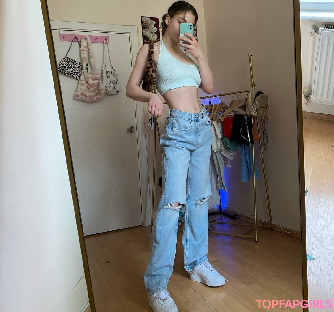 big pussy lips onlyfans porn photo