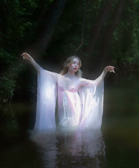 queen astraea perfect actress pictures