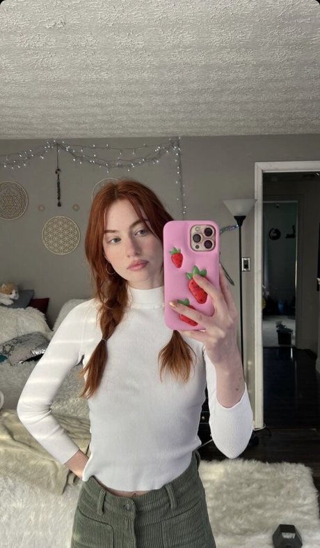 Kennedy Walsh model nice pics