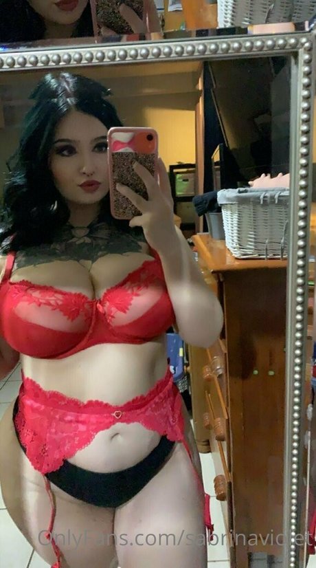 sabrinaviolet pornstar nudes pic