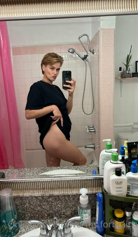 worms forbrains porn actress image