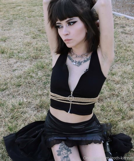 goth kitteen star best photo