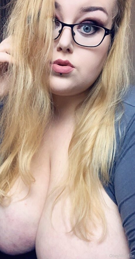 skinny babe onlyfans free naked images