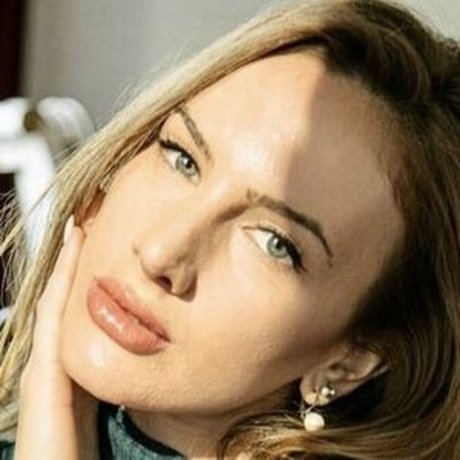 Gigi Libardoni actress images