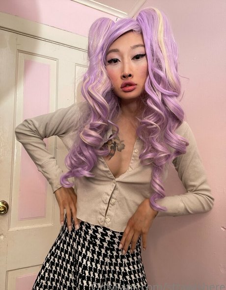 strawishere model sexy pics