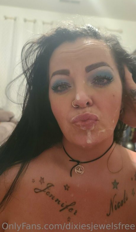 dixiesjewelsfree star naked gallery