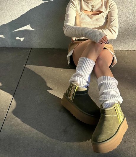 Yu Ling Wu pretty actress pics