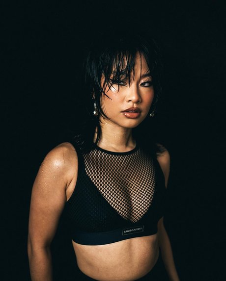 Yu Ling Wu pornstar beautiful image