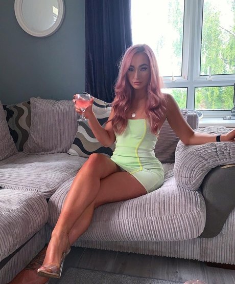 pawg trans onlyfans free photo