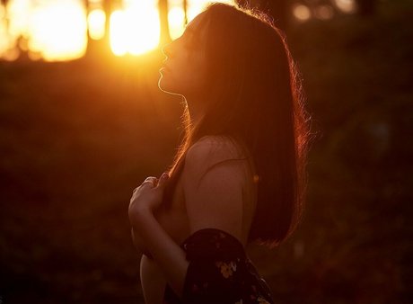 Olivia Linz model xxx images