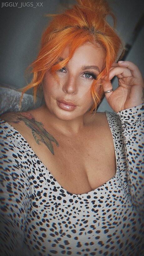 jiggly jugs xx star free galleries