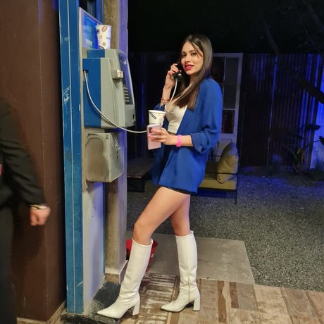 hairy pregnant onlyfans pornos photo