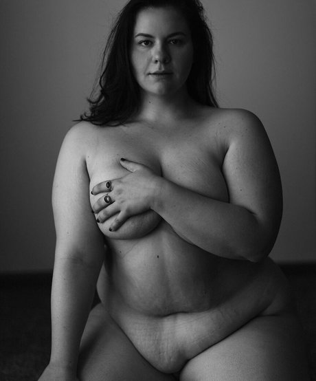 Grizbbly hd actress pic