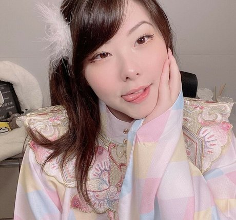 18 nude onlyfans sexy nude photo