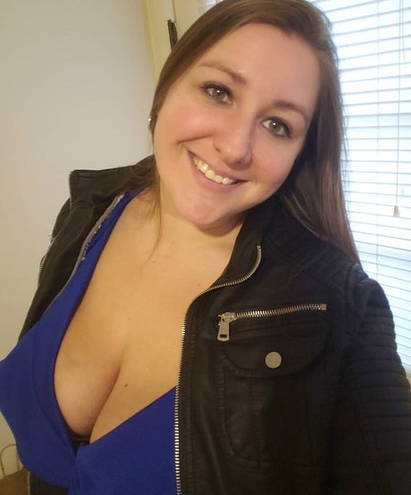 big pussy lips onlyfans sexy xxx picture