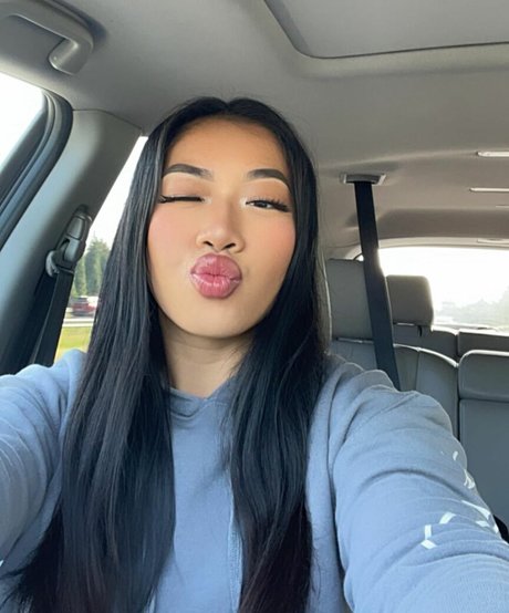 lactating onlyfans hot nude pictures