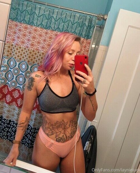 AEW Laynie Luck erotic star photo