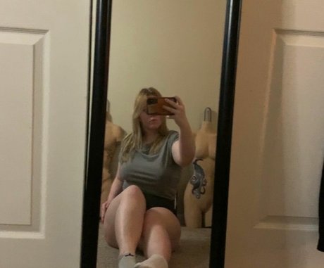 yours___truly___sav1 best actress galleries