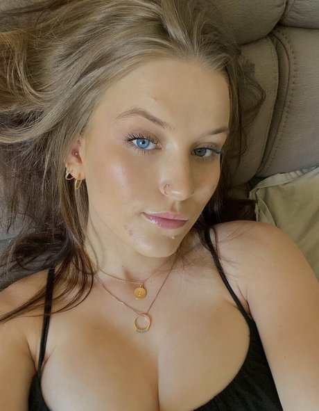 shemale creampie onlyfans sexy nudes photo