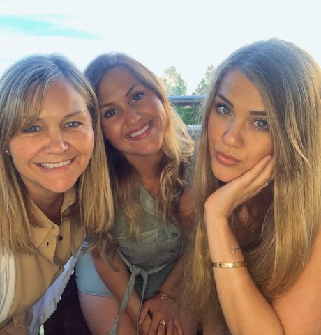 skinny asian onlyfans pornos archive