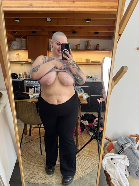 alternative onlyfans porn pic